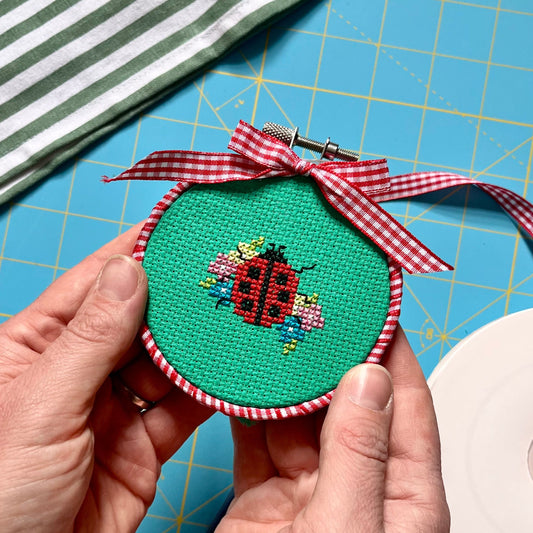 Mini Stitch Project - TWENTY FIVE