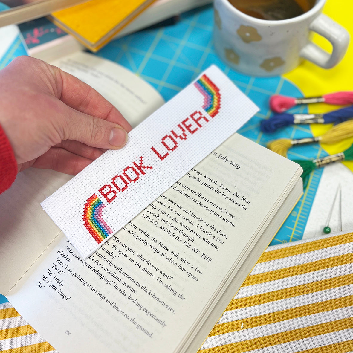 Rainbow 'Book Lover' Bookmark – PDF Pattern