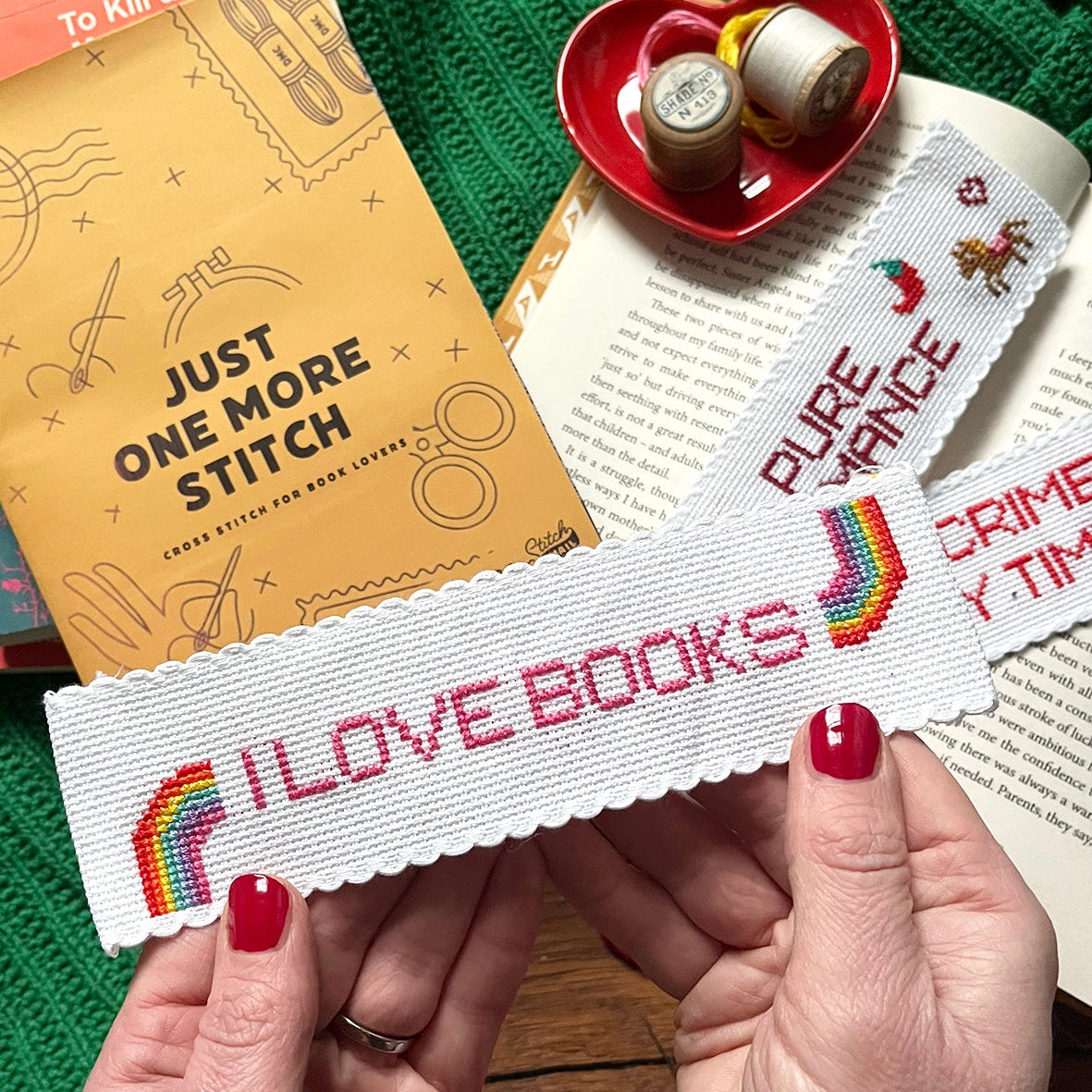 'Book Lovers' Cross Stitch Bookmark Kit