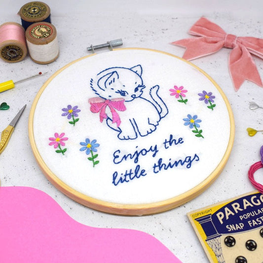 'Enjoy the little things' Large Embroidery Kit