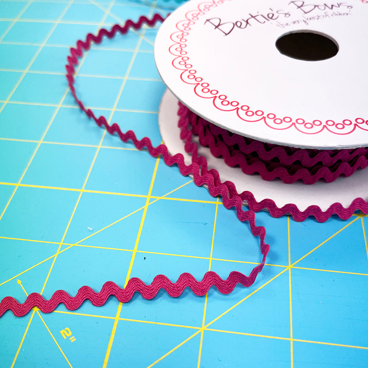 5m of Ric-Rac - Pink