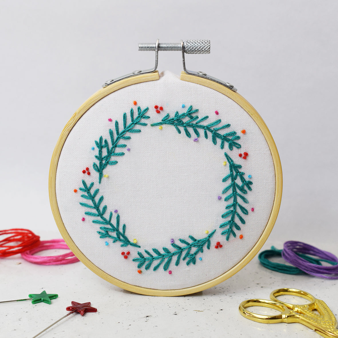 'Evergreen Wreath' Mini Embroidery Kit