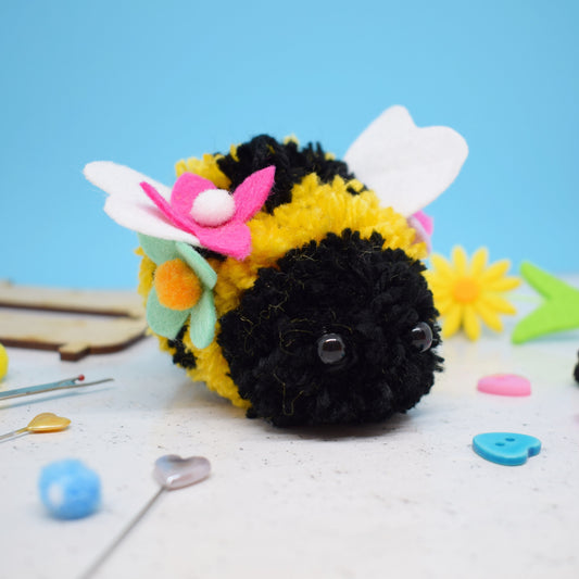 'Floral Bee' Pom Pom Craft Kit