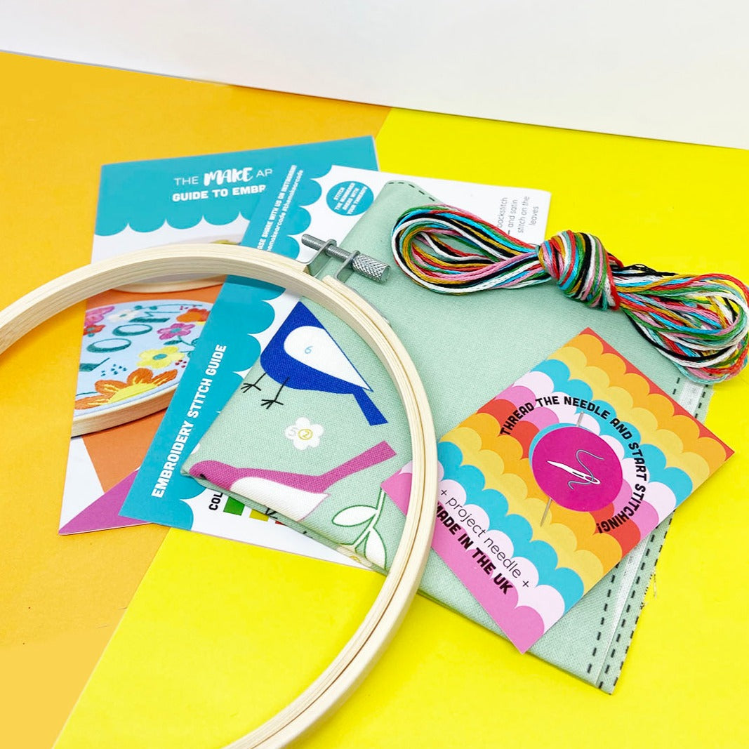 Garden Birds Large Embroidery Kit