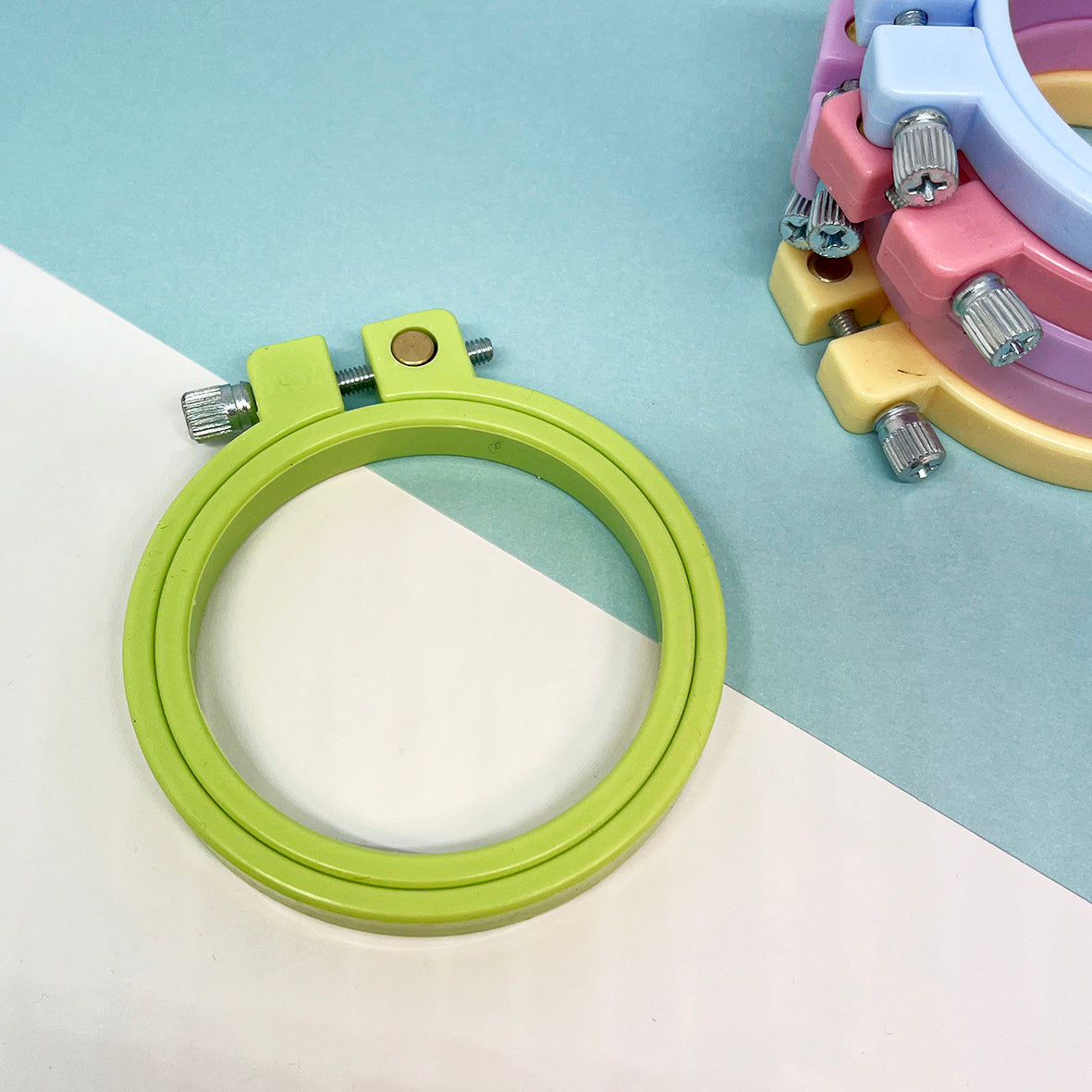 Spring Green - 7cm Mini Embroidery Hoop