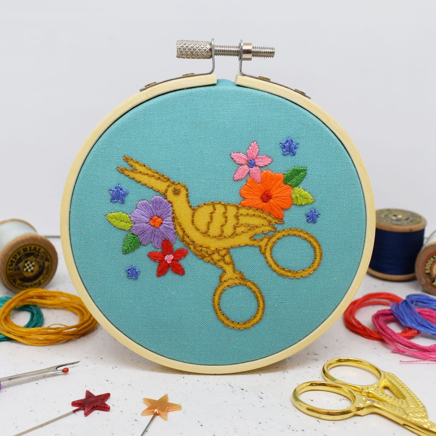 'Stork Scissors' Mini Embroidery Kit