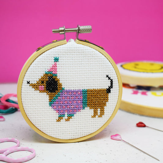 'Dolly the Sausage Dog' Mini Cross Stitch