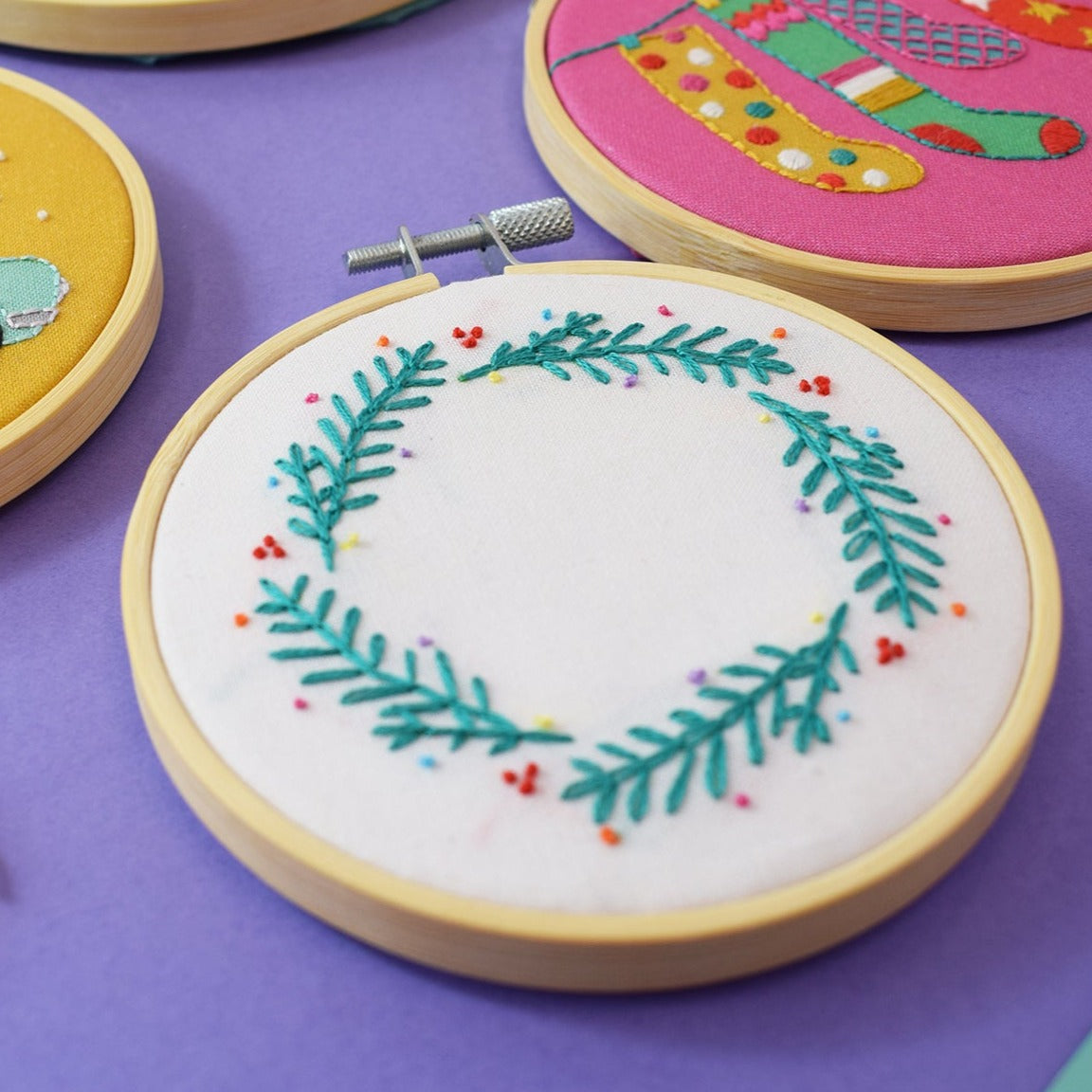 'Evergreen Wreath'  Mini Embroidery Kit
