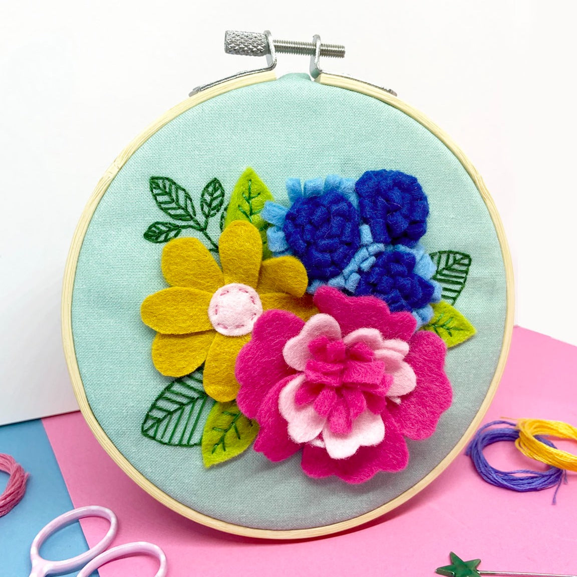 'Spring Flowers' Embroidery & Applique Felt Hoop Kit
